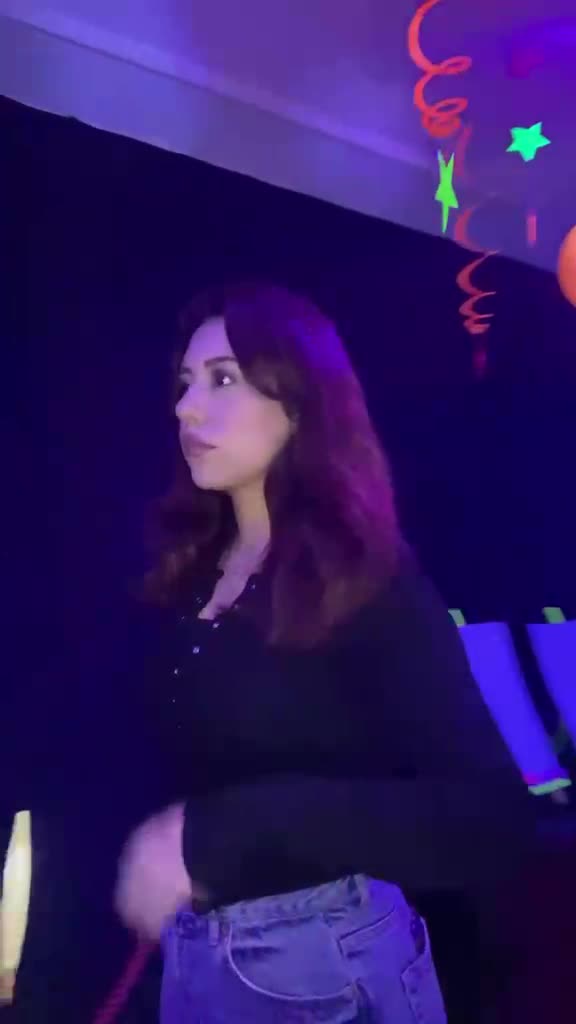 Kutlamaya hareket kat